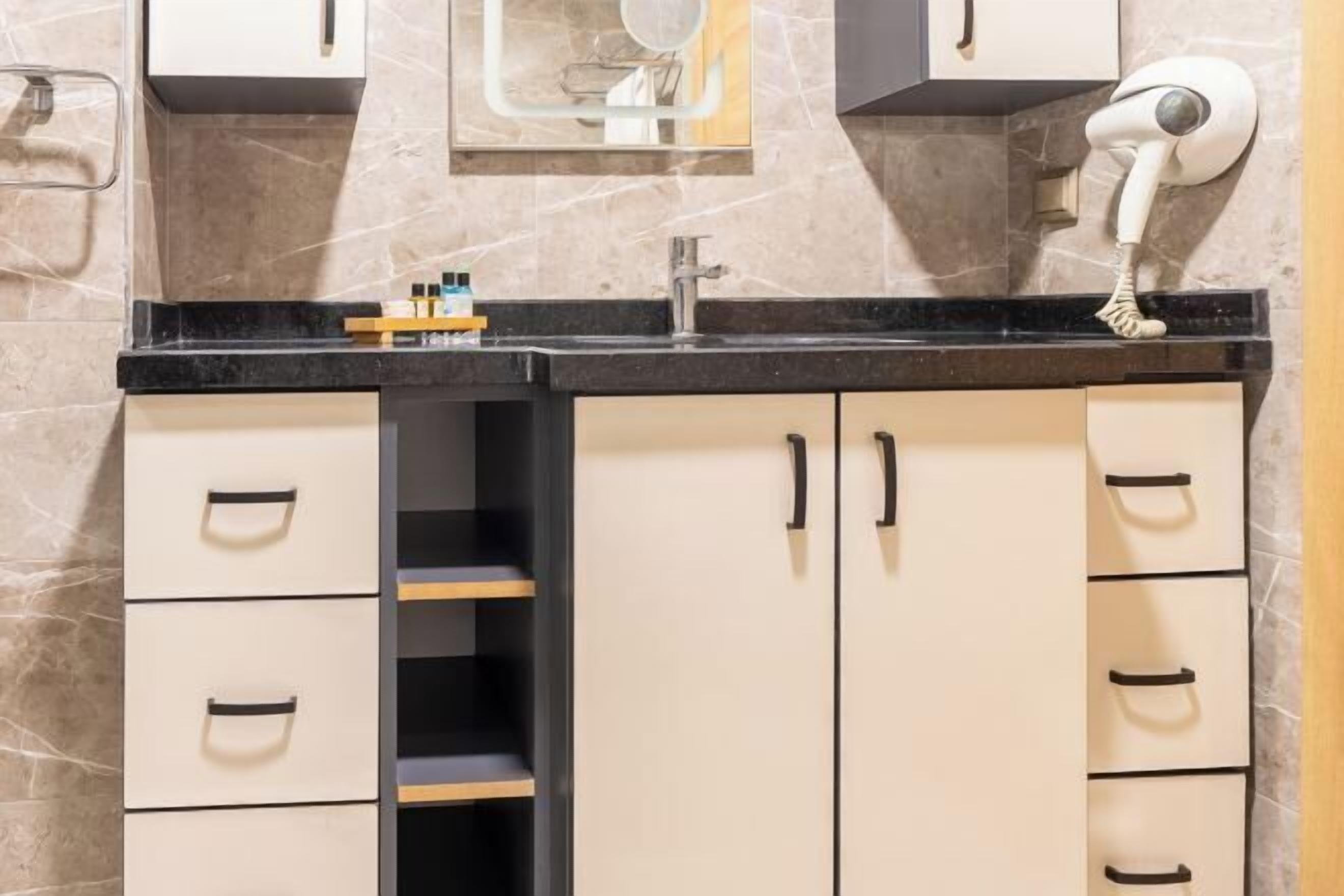 Bilik Mandi | Pancuran mandi, hulu semburan mandi hujan 