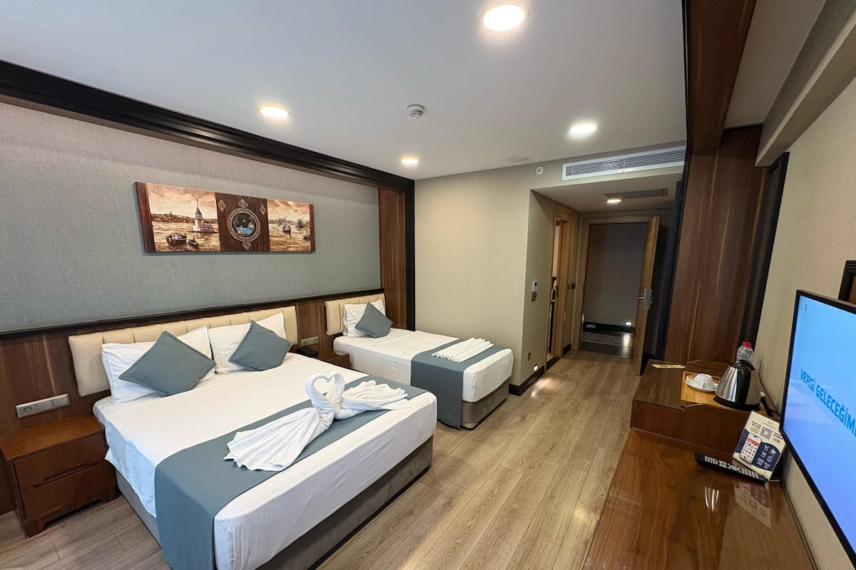 Premium bedding, minibar, in-room safe, blackout curtains