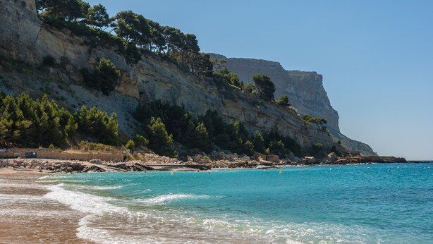 Unclassified image, 1 of 55, button - La Demeure Insoupconnée (Cassis)