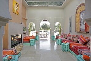 Chambre Double pour 1 personne | Coin séjour | Télévision à écran plat