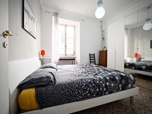 Apartment, 2 Schlafzimmer | Schreibtisch, kostenloses WLAN