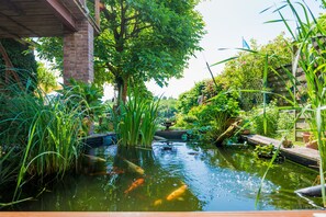 Huoneisto, näköala puutarhaan | Näkymä puutarhaan