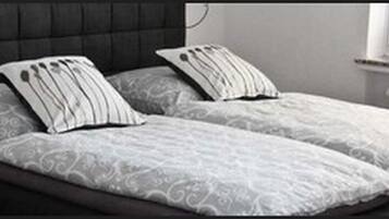 Studio | Desk, blackout curtains, free WiFi, bed sheets