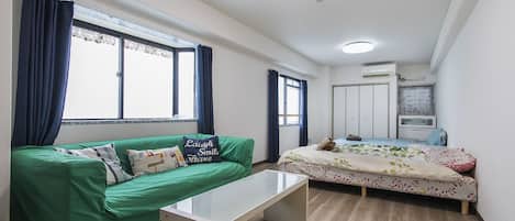 Apartment, 2 Bedrooms | 2 bedrooms, blackout drapes, WiFi (free), bed sheets