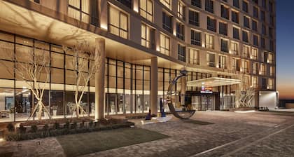 Ramada Encore by Wyndham Gimpo Han River Hotel