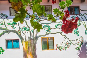 Breakfast area - Tucan Hostel (Cusco)