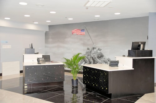 Clarion Pointe Jacksonville near Camp Lejeune