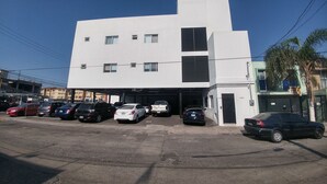 Unclassified image, 5 of 11, button - Montemorelos Suites (Guadalajara)