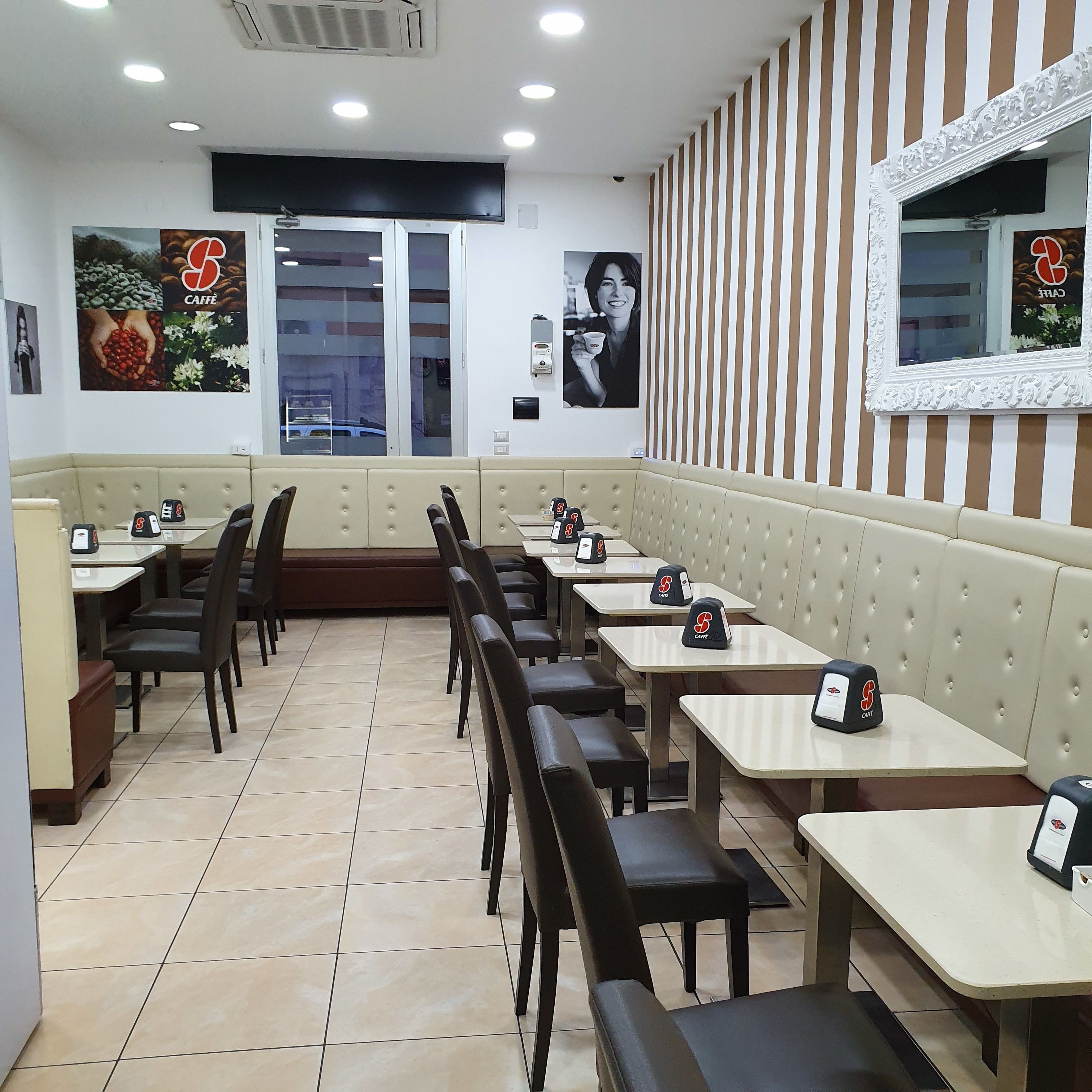 TV màn hình phẳng 