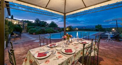 VILLA LEOPOLDINA - Nine Bedroom Villa, Sleeps 18