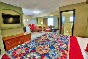 1 bedroom, desk, iron/ironing board, WiFi - Honeymoon Suite, Kitchenette (Pompano Beach)