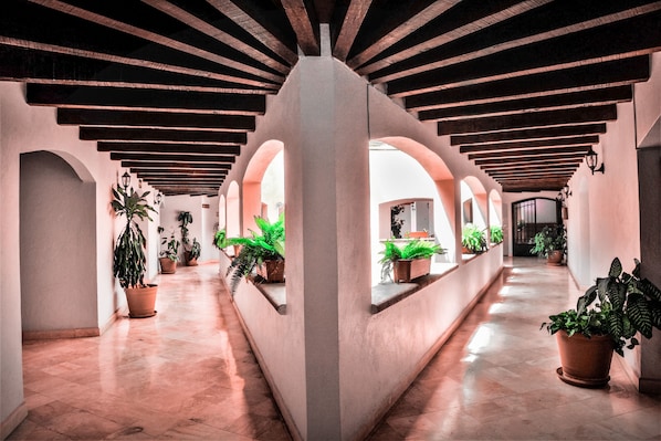 Hallway - Hotel Del Parque (Tequisquiapan)