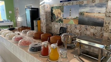 Free daily buffet breakfast