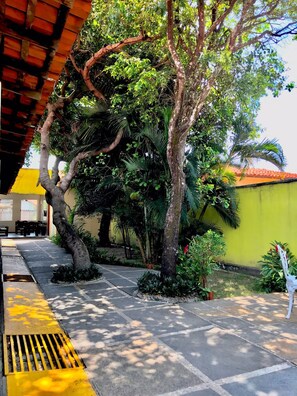 Standard Triple Room, 1 Bedroom | 1 bedroom, minibar, free WiFi, bed sheets