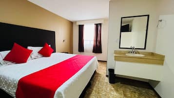 Habitación estándar | Ropa de cama hipoalergénica y escritorio