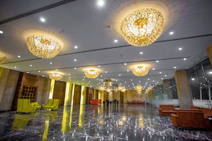 Lobby - CITADEL Hotel By Vinnca (Hyderabad)