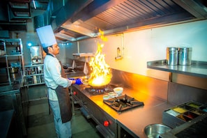 Restaurant - CITADEL Hotel By Vinnca (Hyderabad)