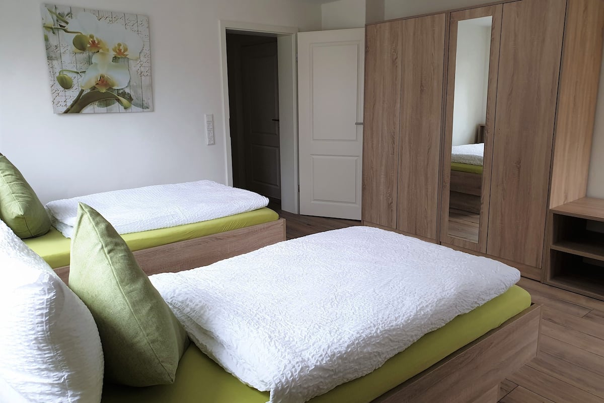 Apartment 3  | Seprai antialergi, Wi-Fi gratis, dan seprai linen