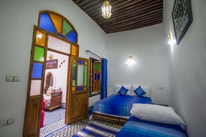 Quarto triplo família, várias camas (Chefchaouen) | Roupas de cama antialérgicas, individualmente decorados