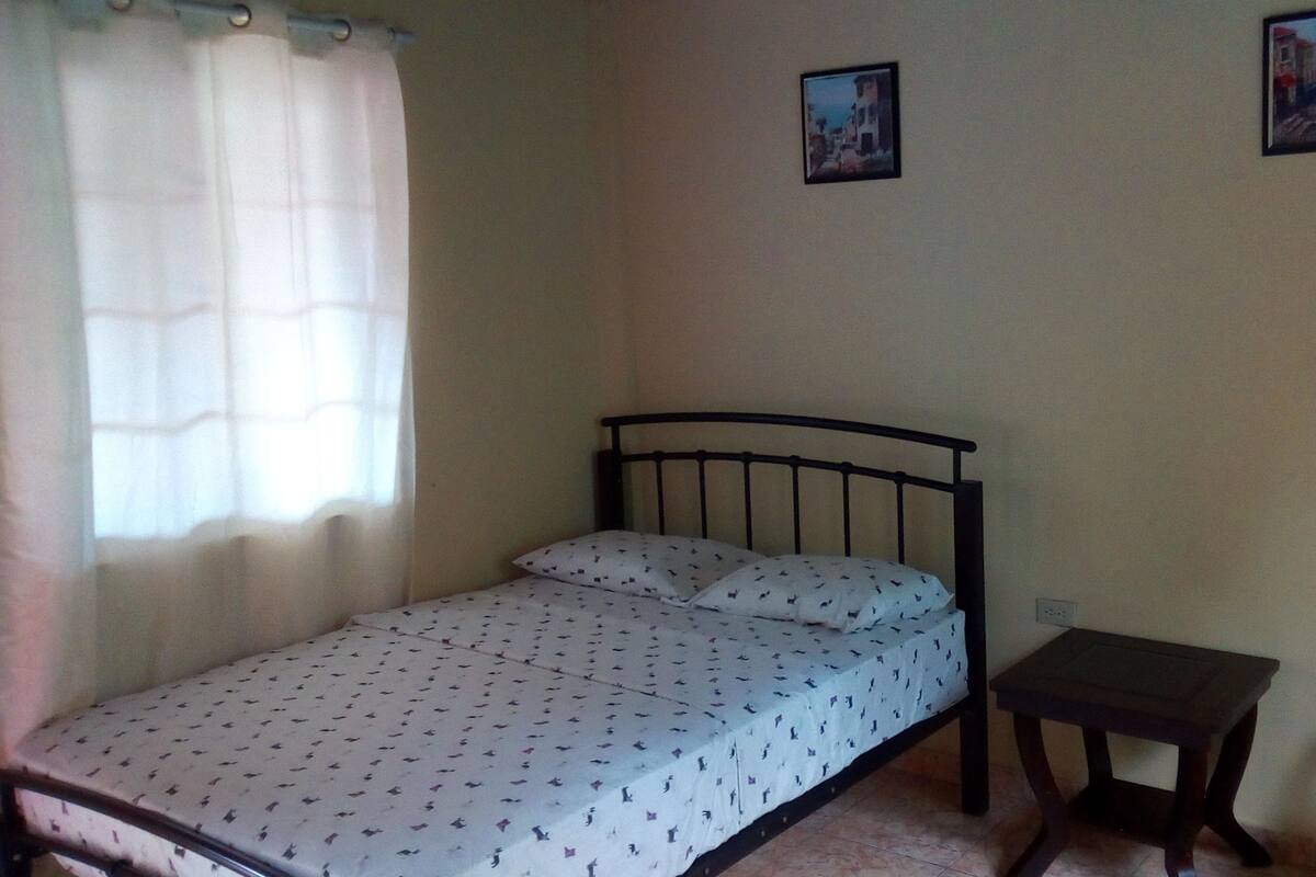 Classic Room, 1 Double Bed, Courtyard View | Iron/ironing board (on request), WiFi (free), bed sheets