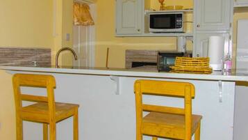 Standard Villa, 1 Bedroom, Non Smoking | Private kitchen | Full-size fridge, microwave, oven, stovetop