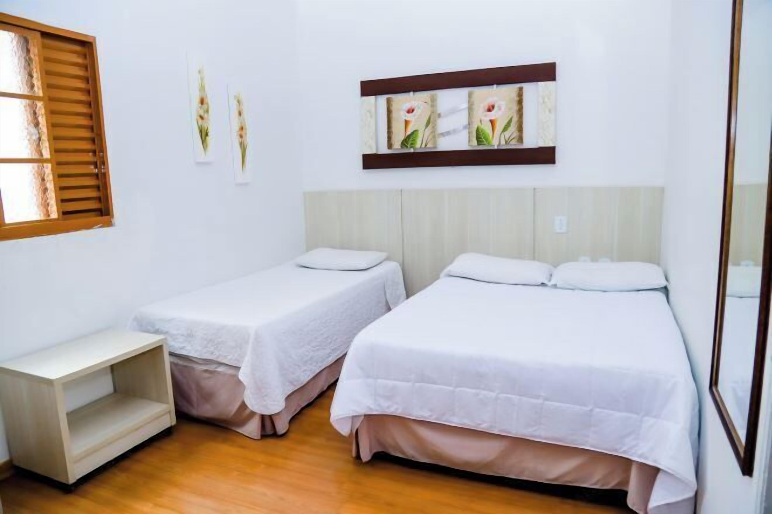 Minibar, iron/ironing board, free WiFi, bed sheets