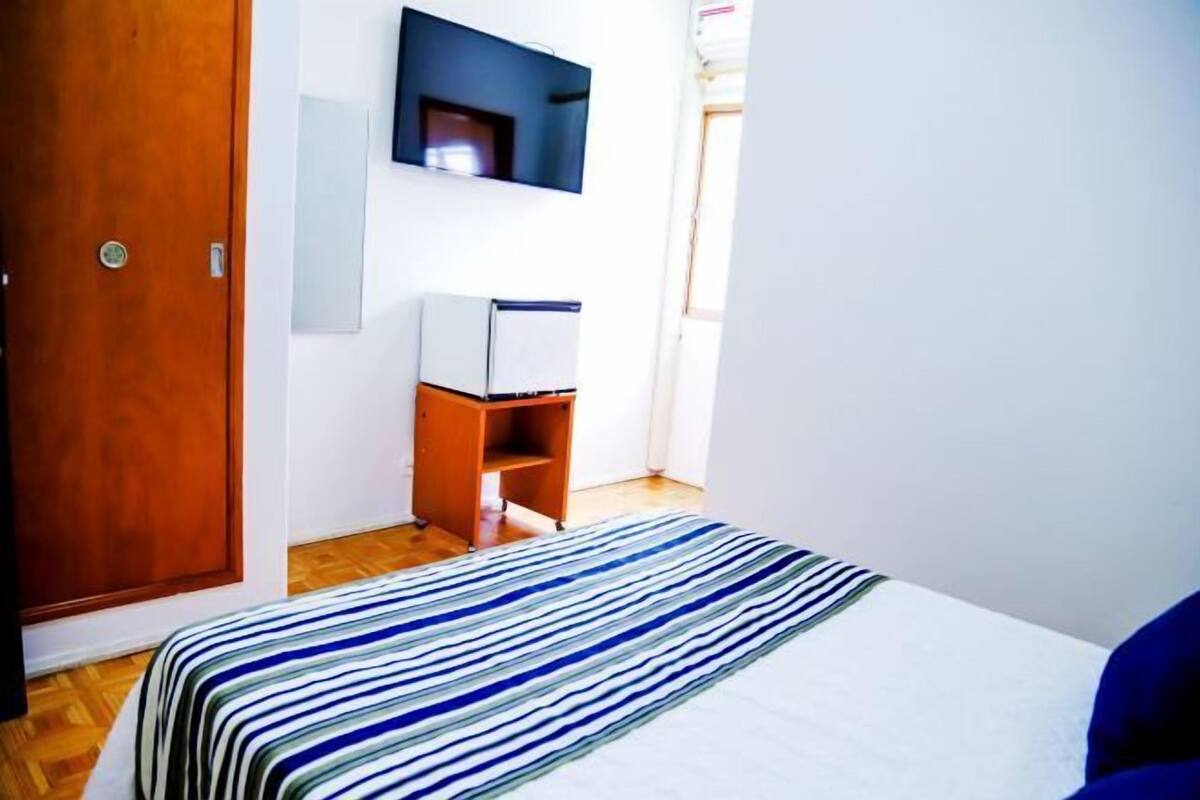 1 bedroom, minibar, iron/ironing board, free WiFi