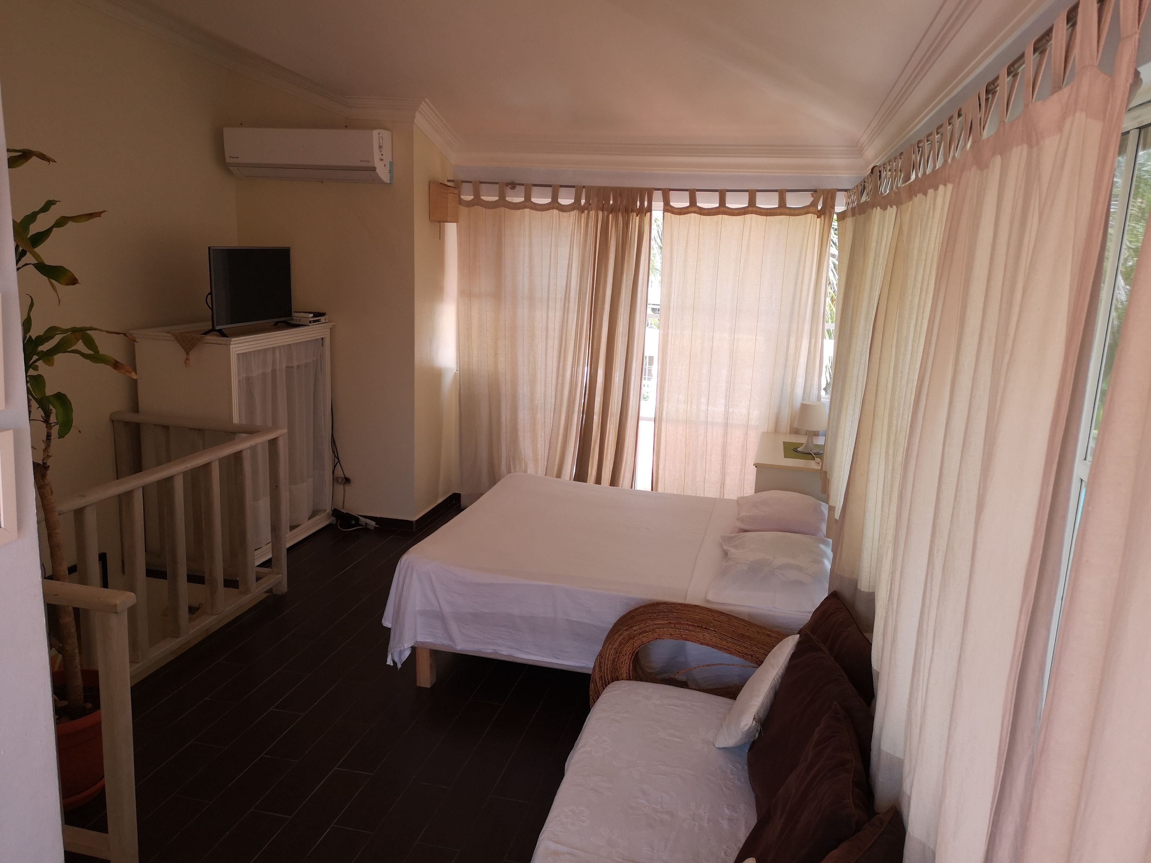 family apartment | in-room safe, iron/ironing board, free wifi, bed sheets