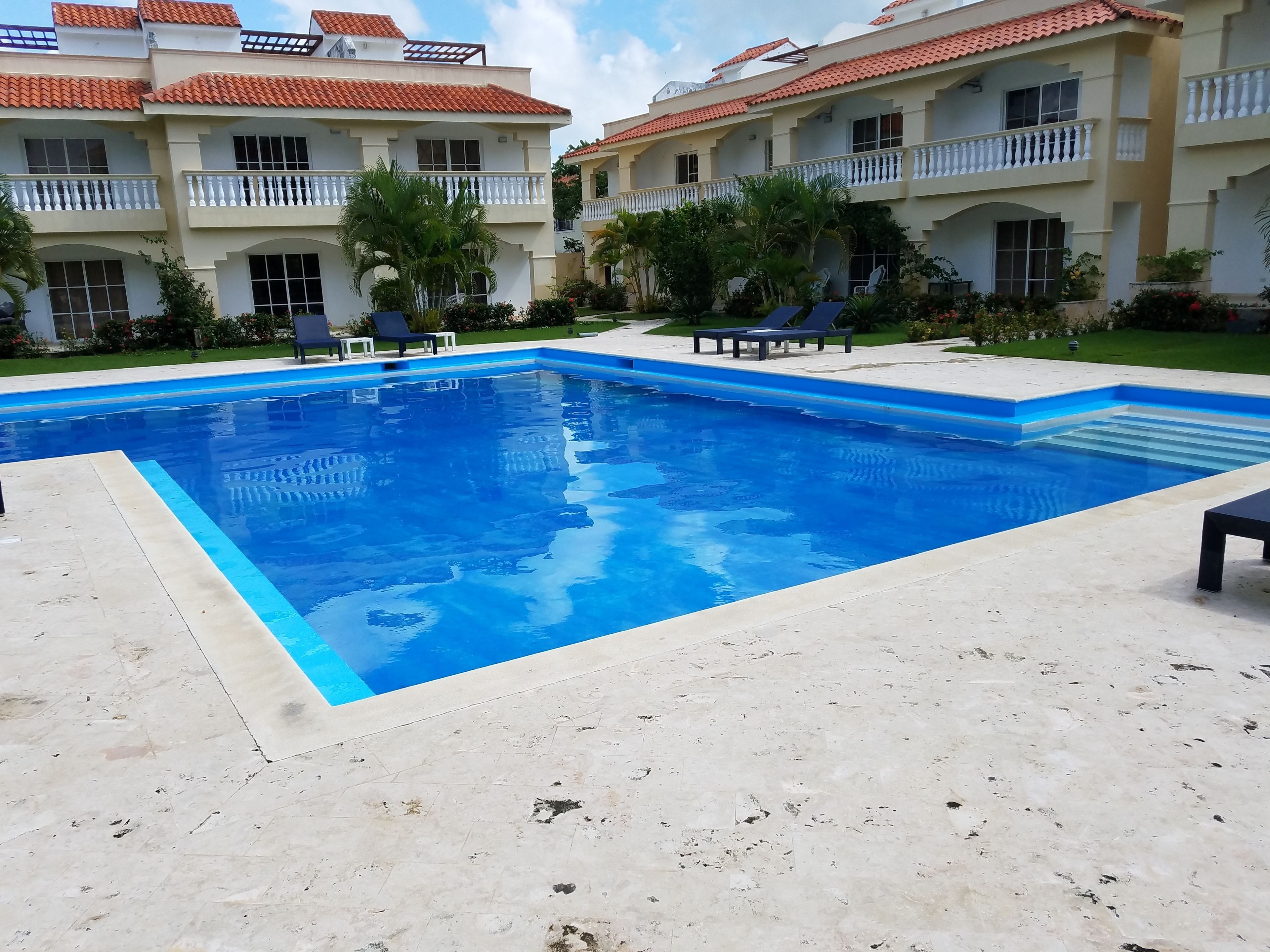 family duplex | private pool