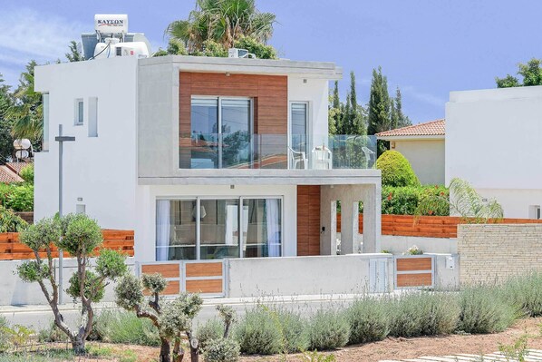 Biệt thự (3 Bedrooms) | Ngoại thất