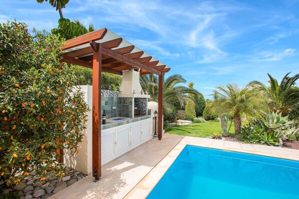 Villa (3 Bedrooms) | Außenbereich