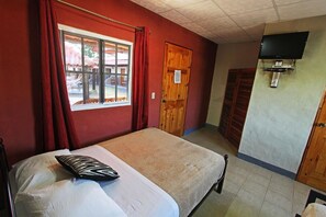 Free WiFi, bed sheets