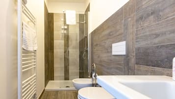 Double Room (n.2) | Bathroom