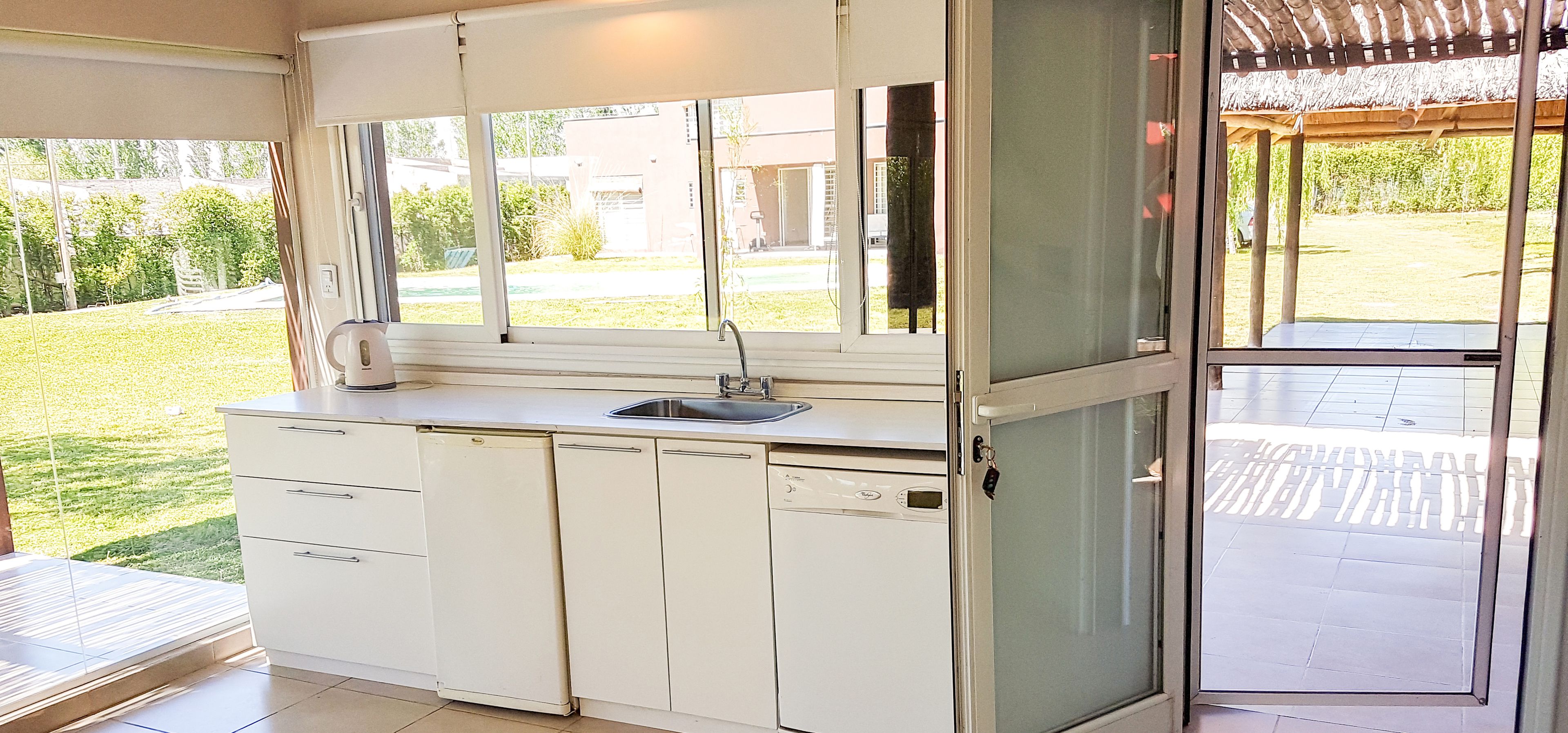 Deluxe Studio, Multiple Beds, Garden View | Private kitchen | Oven, stovetop, dishwasher, coffee/tea maker