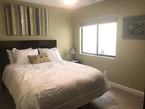 2 bedrooms, iron/ironing board, WiFi, bed sheets