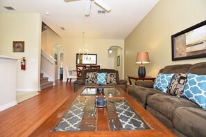 Townhome, 4 Bedrooms | Living area