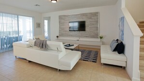Unclassified image, 2 of 33, button - Bella Vida 4511 (Kissimmee)