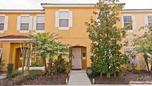 Front of property - Bella Vida 4554 A (Kissimmee)