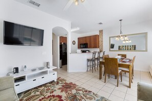 Townhome, 4 Bedrooms | Living area