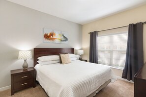 Casa adosada, 4 habitaciones | 4 dormitorios, tabla de planchar con plancha, wifi gratis y ropa de cama