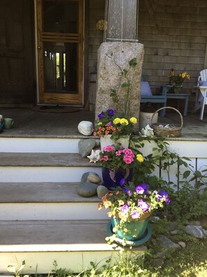 Exterior detail - CHARMING,QUIET, SPACIOUS BUNGALOW,NEAR SUNSET BEACH, WALKING TRAIL,BIKE PATH,BUS (Nantucket)