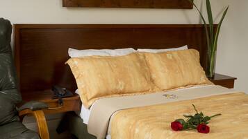 Executive Single Room, 1 Double Bed, City View | Blackout drapes, iron/ironing board, free WiFi, bed sheets