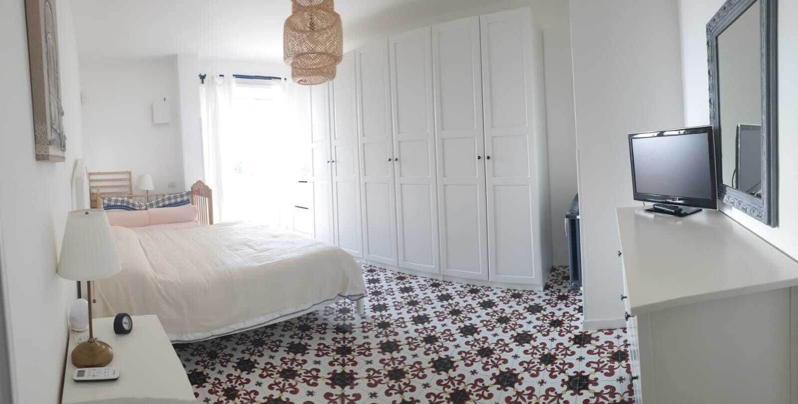 3 bedrooms, iron/ironing board, travel cot, WiFi