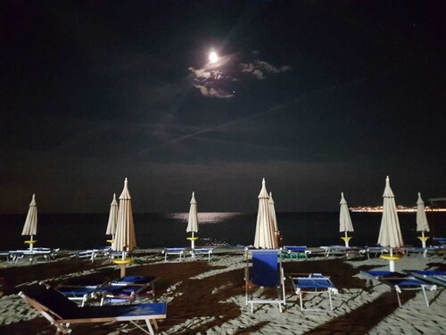 MAISON DE VACANCES DE LUXE AU FRONT DE MER FORMIA VINDICIO