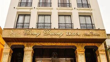 Fachada da propriedade