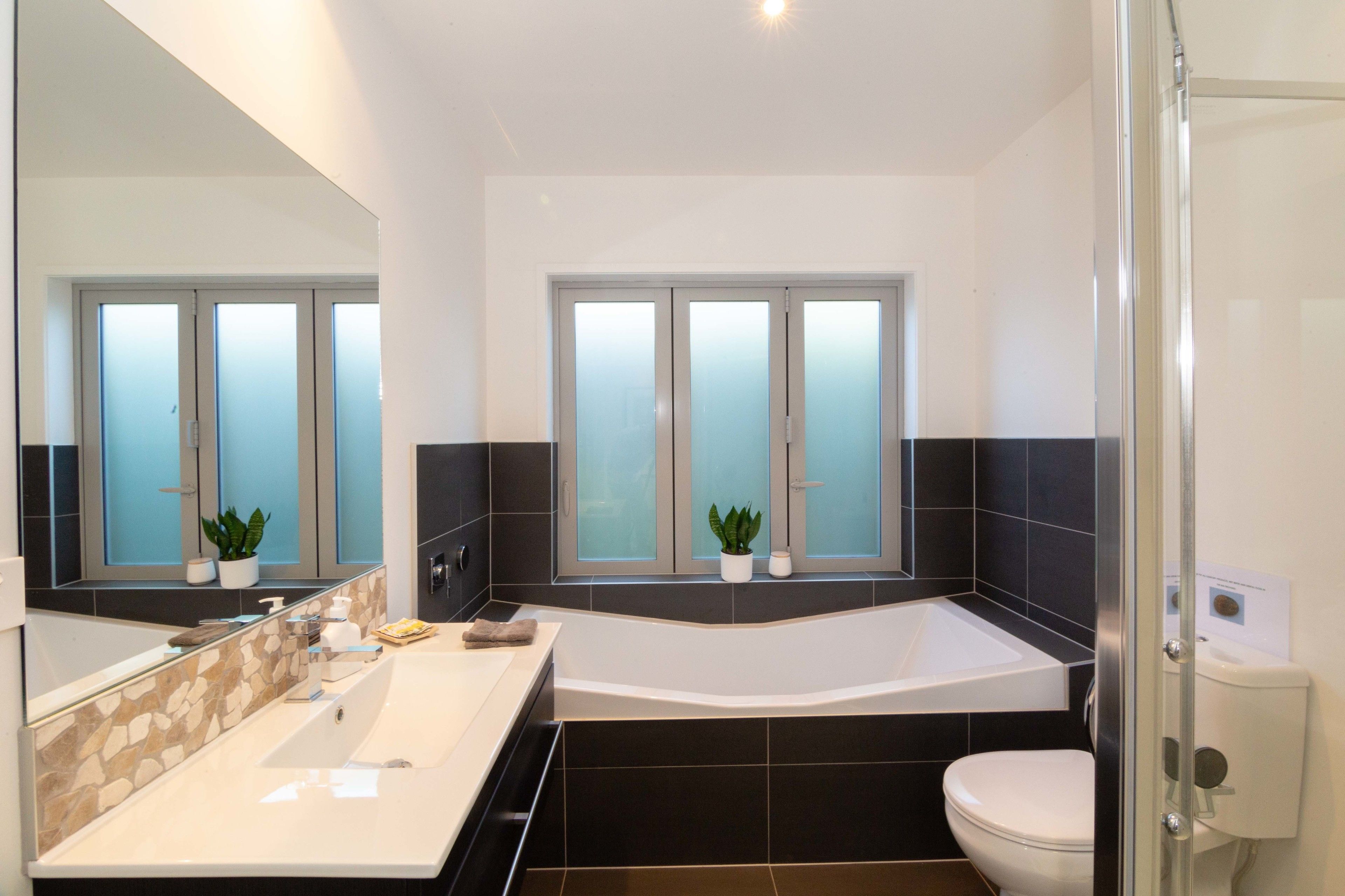 House, 3 Bedrooms | Bathroom