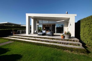 Terrace/patio - 35 Tuscan Lane (Martinborough)