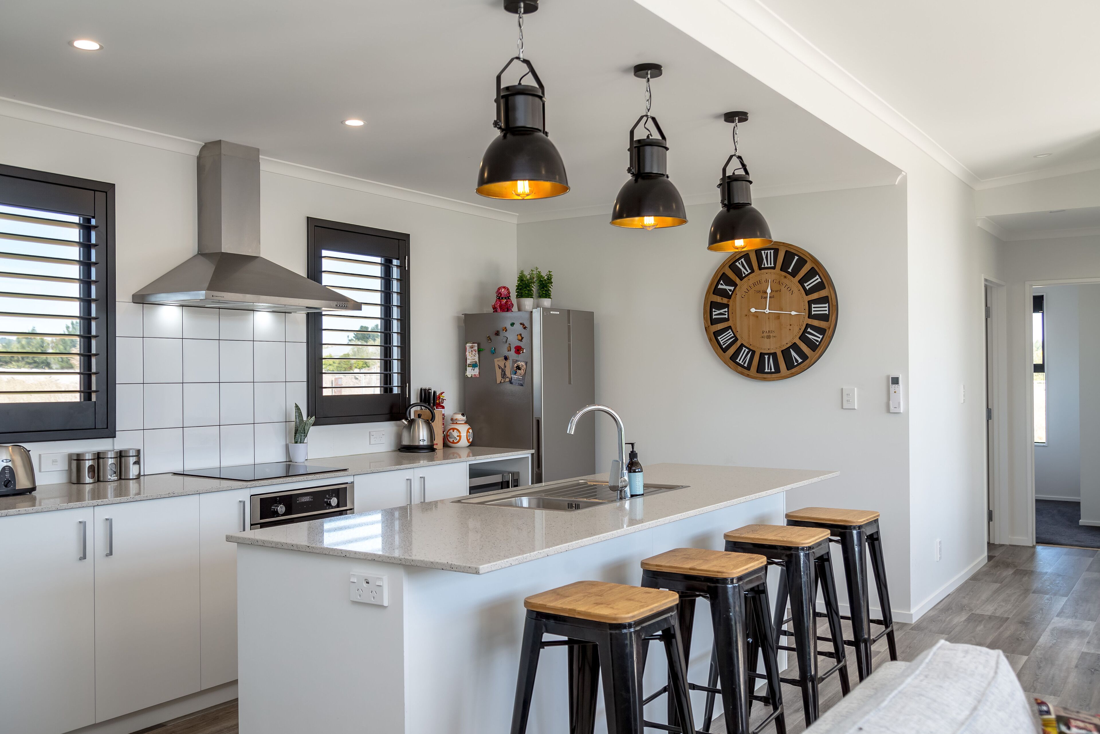 House, 3 Bedrooms | Private kitchen | Full-sized fridge, microwave, oven, stovetop