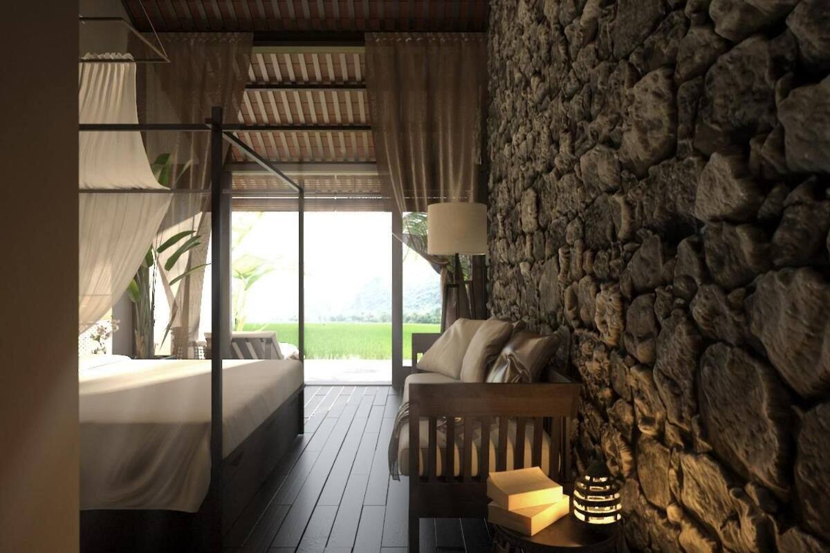 minibar, in-room safe, desk, free wifi