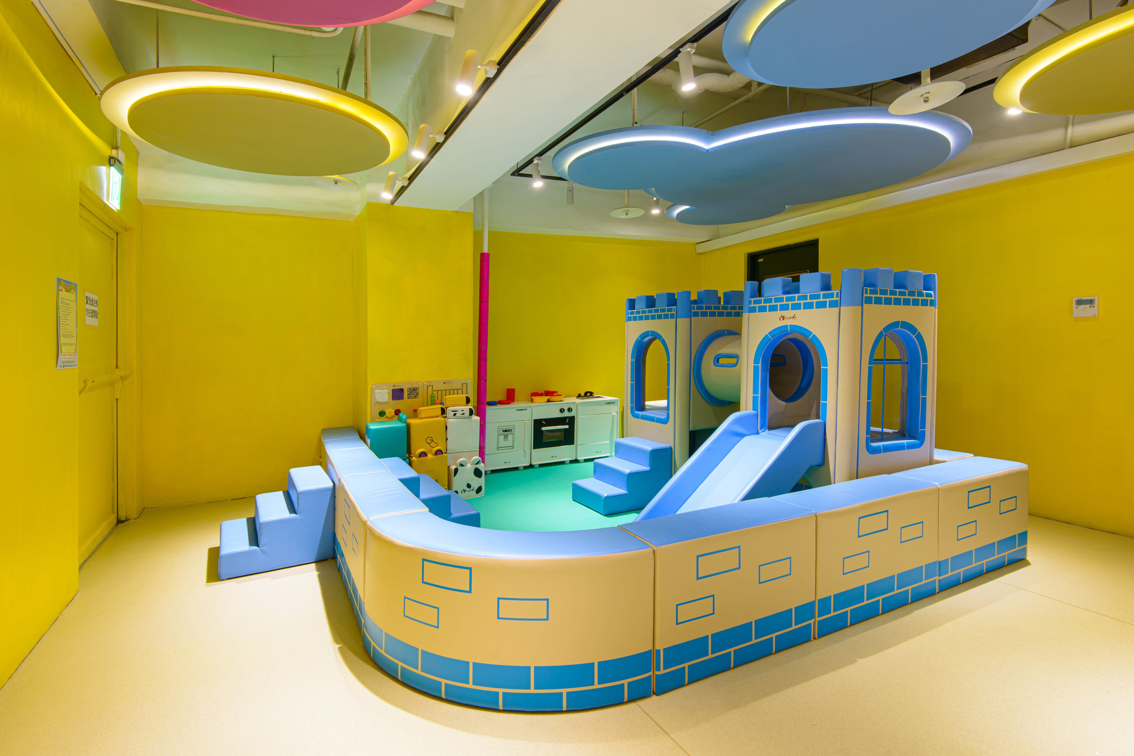 children’s play area – indoor